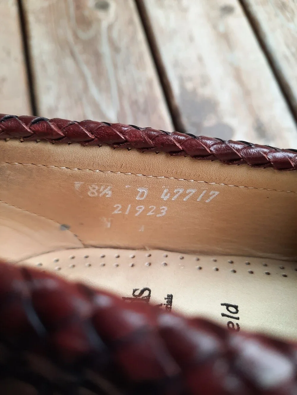 Allen Edmonds Maxfield Burgundy Leather Slip-on Tassle Braided Loafer Size 8.5